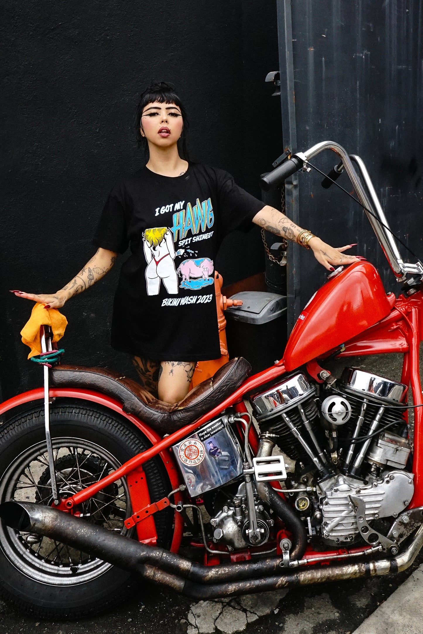 BIKINI HAWG WASH 2023 TEE SHIRT