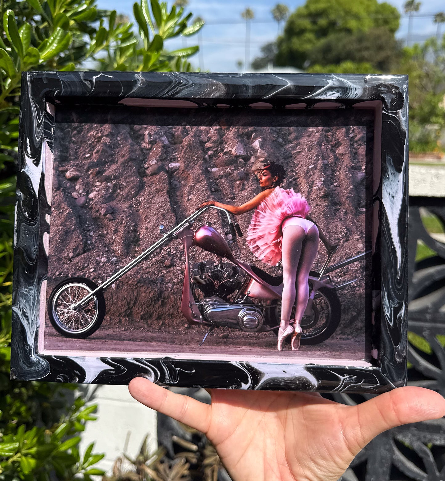 NEW! PAINTED LADY AMBER XXXX. 8X10 TRIPPY TRAY -4